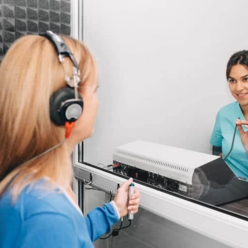 HEAR TOP AUDIOLOGY CLINIC AND HEARING AID CENTER VAIKOM